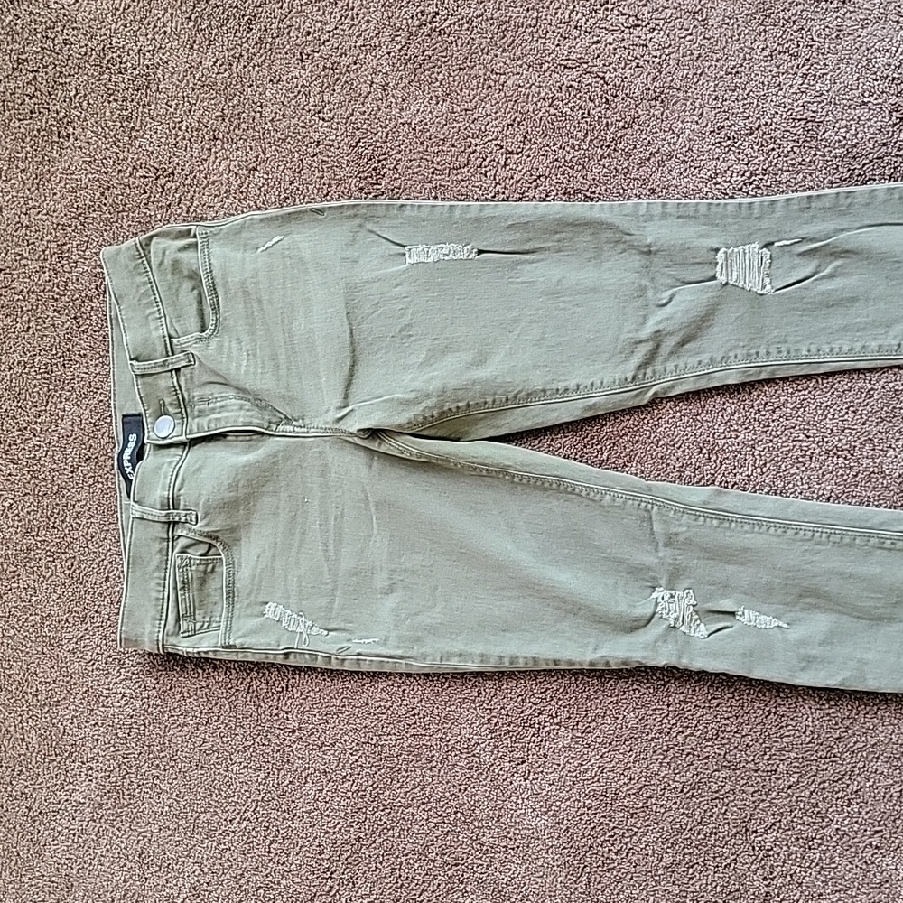 EXPRESS DISTRESSED ANKLE JEANS